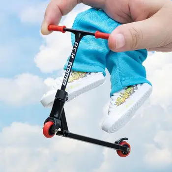  Liga Dedo Scooter Dedo Sapatos Brinquedo Dedo Scooter Com Calças Mini Skate de Dedo Brinquedo Para o Presente A0H0