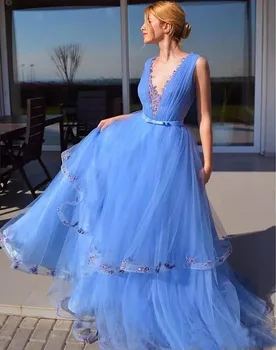  V-Pescoço Céu Azul Prom Vestidos De Trem De Varredura Drapeado Faixa Arco Apliques De Miçangas Muito Vestido Da Ocasião Especial Formal Vestidos De Festa À Noite